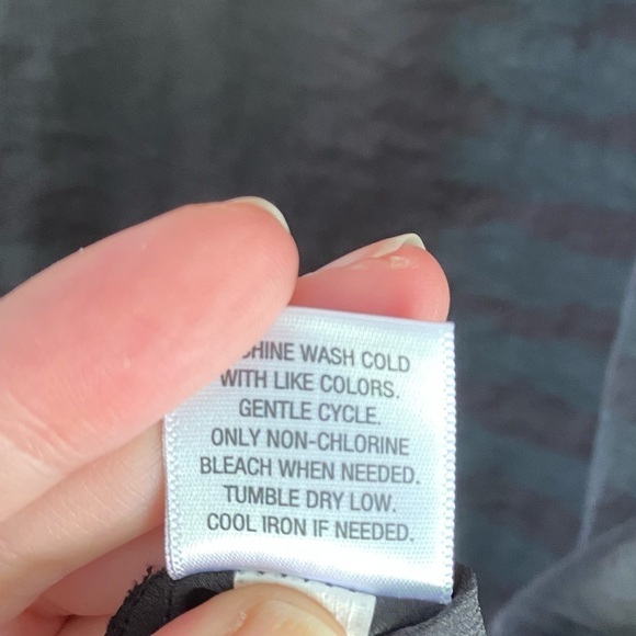 William Rast for Target black razorback flowy top w/ very subtle American flag M - Picture 3 of 8